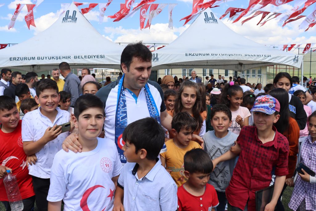 Çat’ta gençlik buluşması